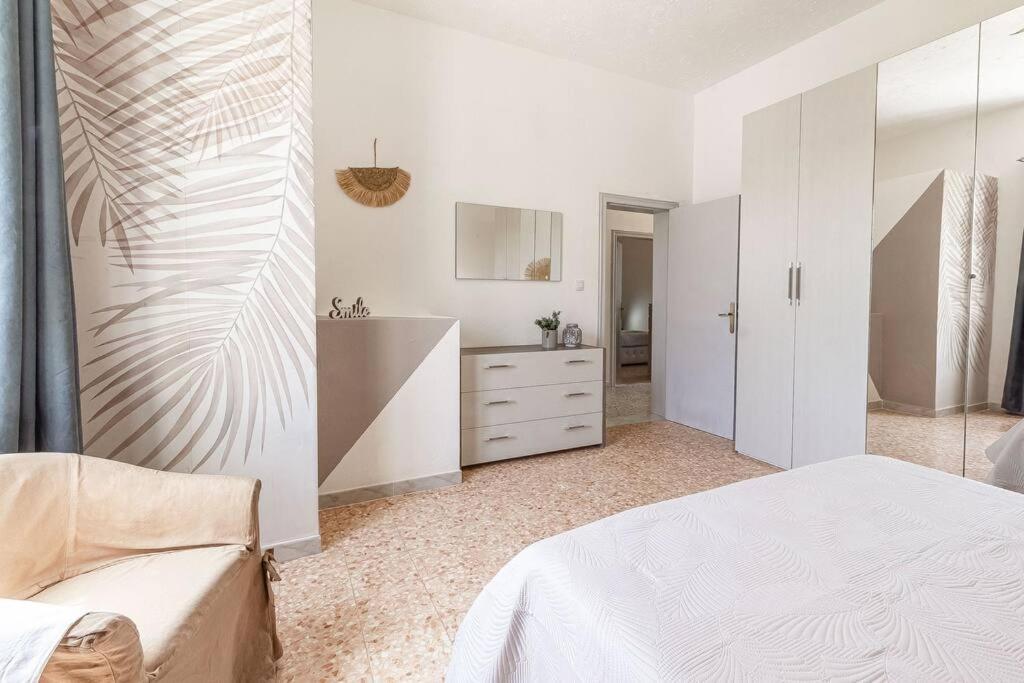 Elizabeth Guest House Arzachena Extérieur photo
