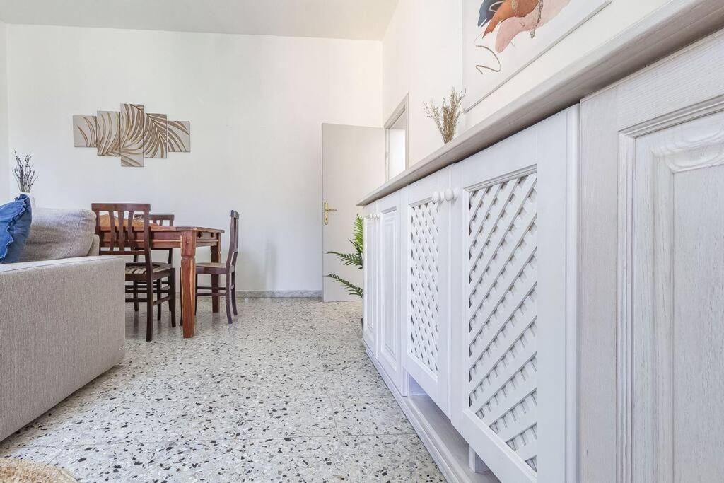 Elizabeth Guest House Arzachena Extérieur photo